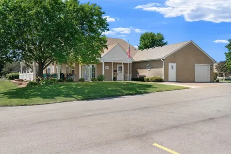 2100 Oak Tree Lane Austin MN 55912