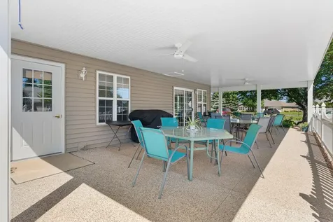 2100 Oak Tree Lane Austin MN 55912