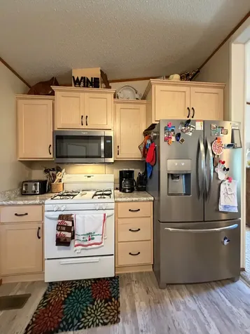 25 Pommier Lane Garvin MN 56132
