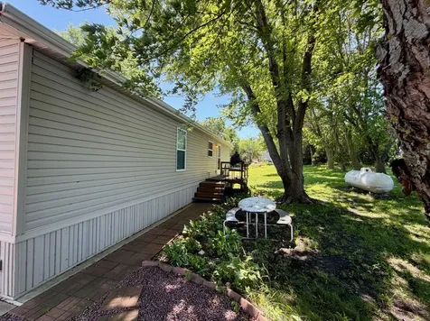 25 Pommier Lane Garvin MN 56132