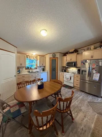 25 Pommier Lane Garvin MN 56132