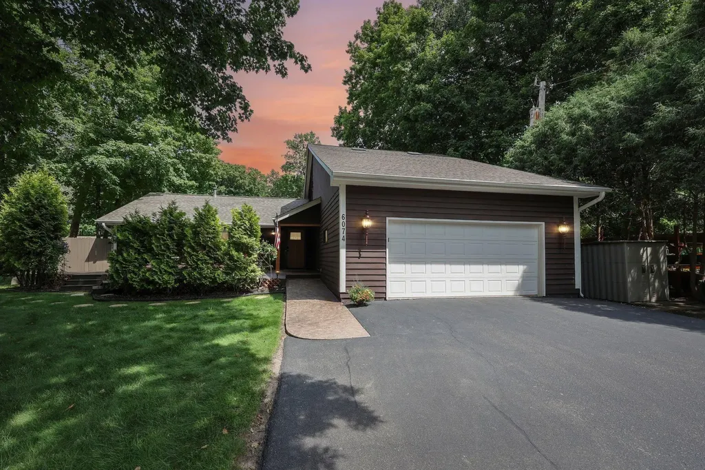 6074 Ridgewood Road Mound MN 55364