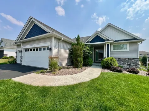 15672 Fairchild Way Apple Valley MN 55124