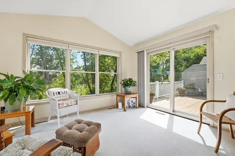 644 Overlook Drive Roseville MN 55113