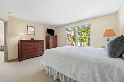 644 Overlook Drive Roseville MN 55113