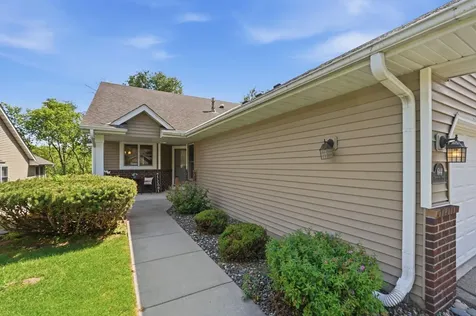 644 Overlook Drive Roseville MN 55113