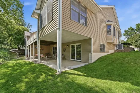 644 Overlook Drive Roseville MN 55113