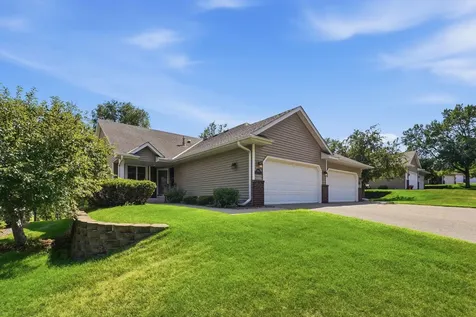644 Overlook Drive Roseville MN 55113