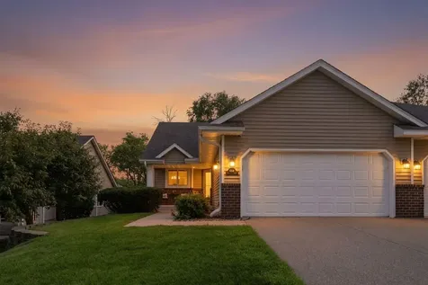 644 Overlook Drive Roseville MN 55113
