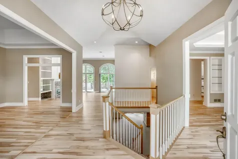 7170 Kenmare Drive Bloomington MN 55438