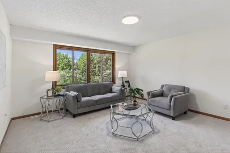 14322 Raven Street NW Andover MN 55304