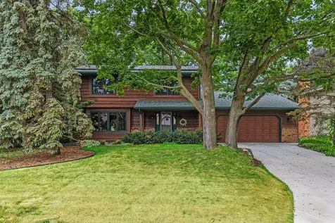 1819 Moore Street Falcon Heights MN 55113