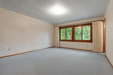 1819 Moore Street Falcon Heights MN 55113