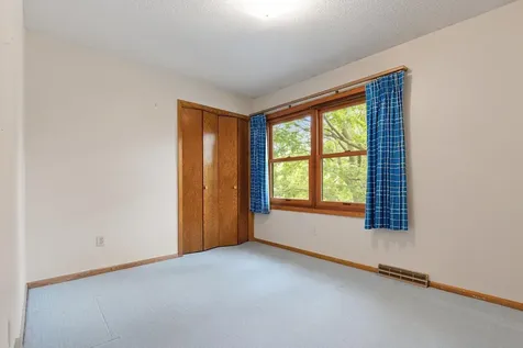 1819 Moore Street Falcon Heights MN 55113