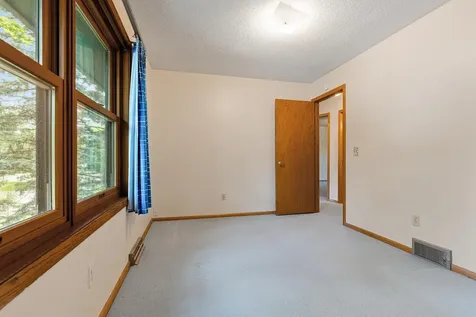 1819 Moore Street Falcon Heights MN 55113