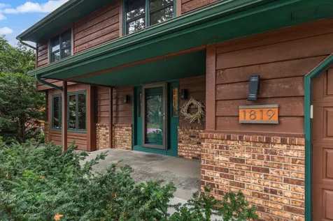 1819 Moore Street Falcon Heights MN 55113