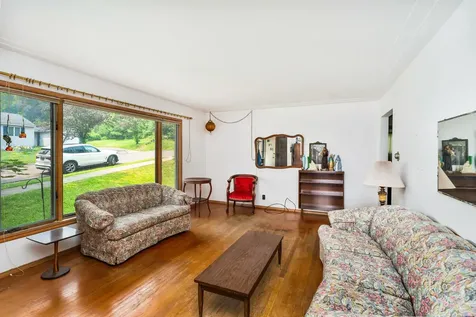 832 N 43rd Avenue W Duluth MN 55807