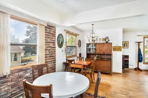 832 N 43rd Avenue W Duluth MN 55807