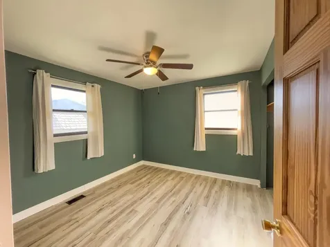 25 Gibson Road Silver Bay MN 55614