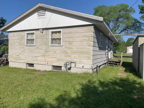 25 Gibson Road Silver Bay MN 55614