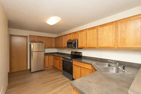 8944 Pheasant Lane Saint Bonifacius MN 55375