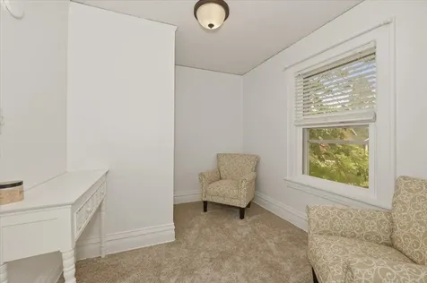 1515 N 9th Avenue E Duluth MN 55805