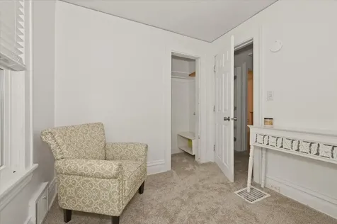 1515 N 9th Avenue E Duluth MN 55805