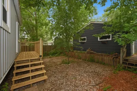 1515 N 9th Avenue E Duluth MN 55805