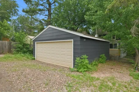 1515 N 9th Avenue E Duluth MN 55805