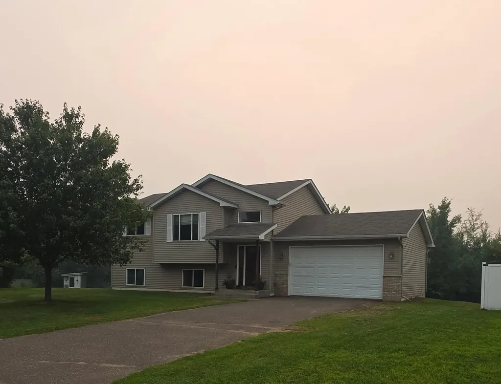 616 Horseshoe Lane Braham MN 55006