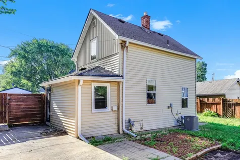 941 Cypress Street Saint Paul MN 55106