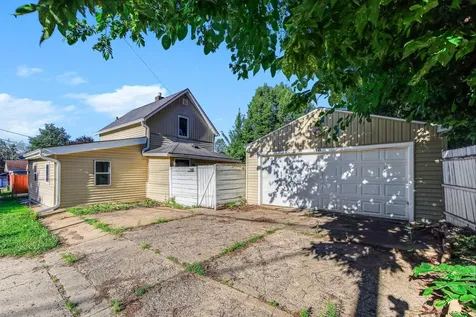 941 Cypress Street Saint Paul MN 55106