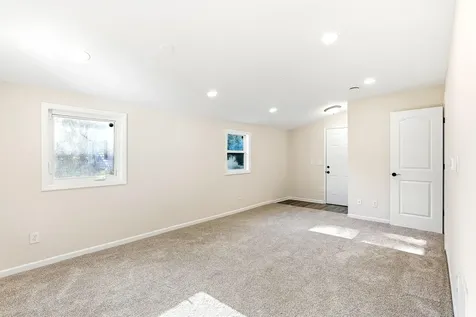 941 Cypress Street Saint Paul MN 55106