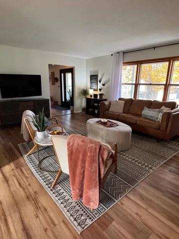 1010 Foothills Circle Albert Lea MN 56007