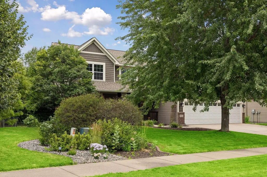 9720 Linden Avenue N Brooklyn Park MN 55443