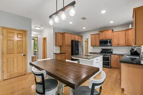9720 Linden Avenue N Brooklyn Park MN 55443
