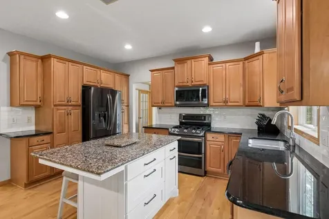 9720 Linden Avenue N Brooklyn Park MN 55443