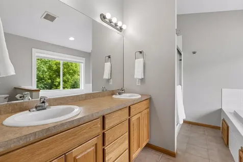 9720 Linden Avenue N Brooklyn Park MN 55443