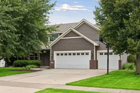9720 Linden Avenue N Brooklyn Park MN 55443