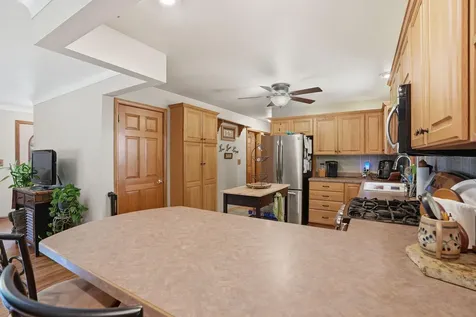 2686 Victoria Street N Roseville MN 55113