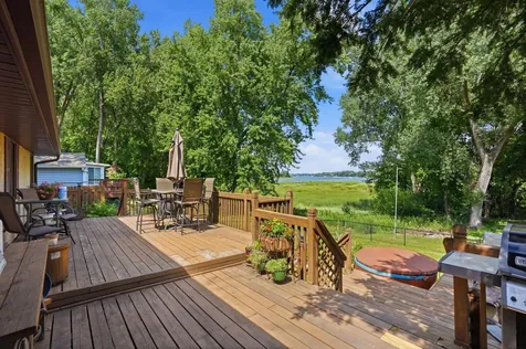 2686 Victoria Street N Roseville MN 55113