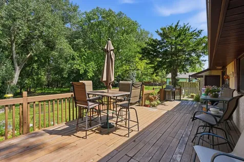2686 Victoria Street N Roseville MN 55113