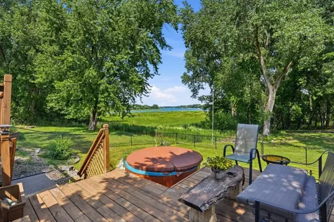 2686 Victoria Street N Roseville MN 55113