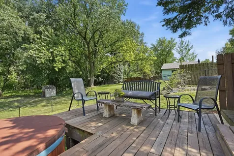 2686 Victoria Street N Roseville MN 55113