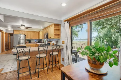 2686 Victoria Street N Roseville MN 55113