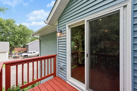1756 Helena Road N Oakdale MN 55128
