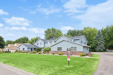 1756 Helena Road N Oakdale MN 55128