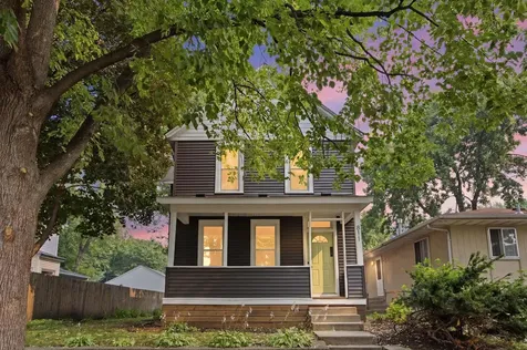 811 Watson Avenue Saint Paul MN 55102