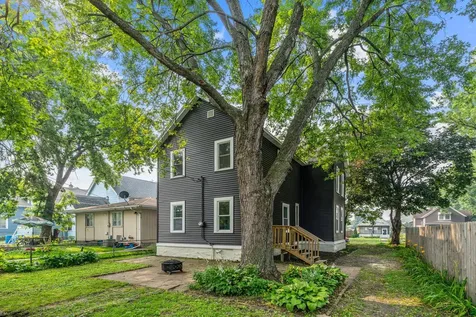 811 Watson Avenue Saint Paul MN 55102