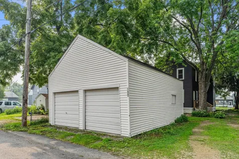 811 Watson Avenue Saint Paul MN 55102